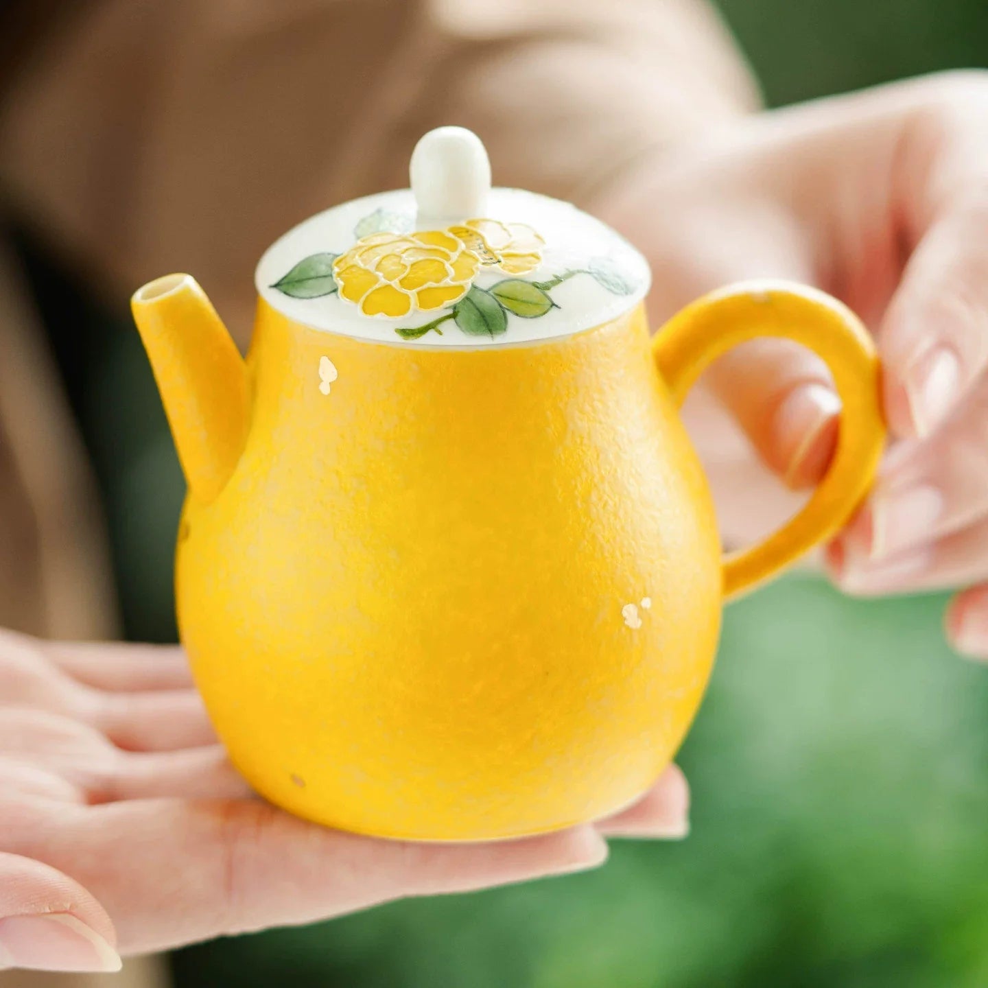 Kaiserliche Blüten handbemalte Porzellan-Teekanne – Heritage Serie