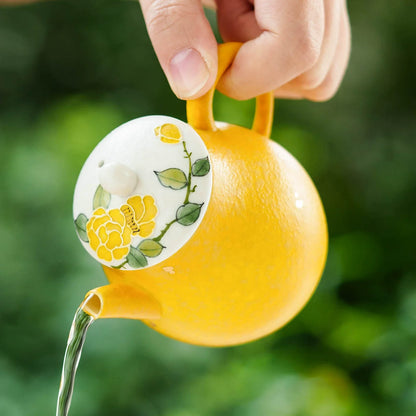 Kaiserliche Blüten handbemalte Porzellan-Teekanne – Heritage Serie