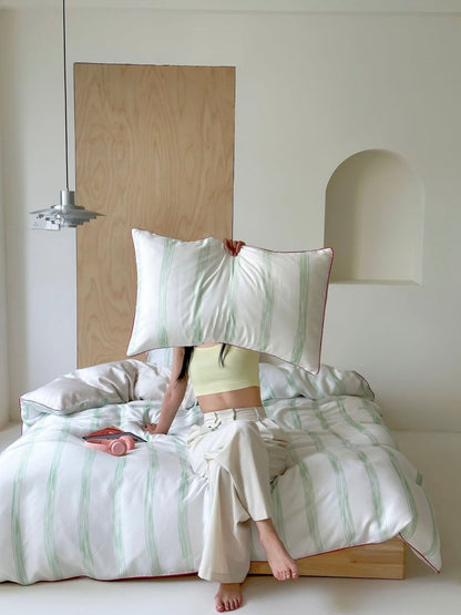 Elegantes Bettwäsche-Set aus Tencel Lyocell mit gestreiften Küstenpastellen – Queensize
