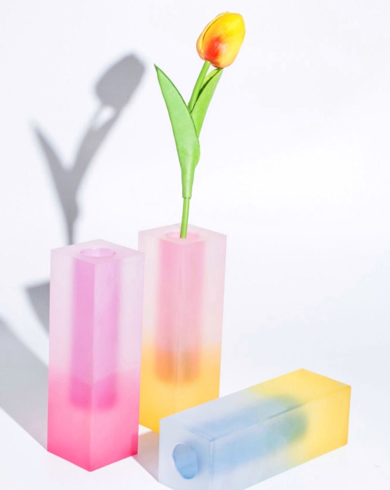 Schillernde Vase - Moderne, skurrile eklektische Dekovase für den Tisch